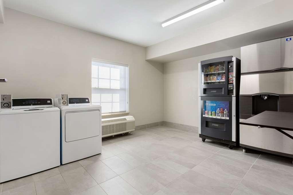 Comfort Suites East Brunswick - South River Facilities photo
